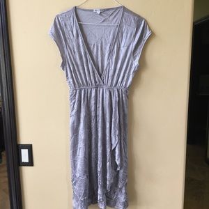 🌸Crushed silver dress with plunging neckline🌸